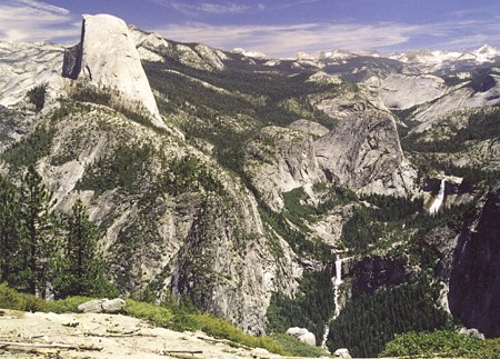 Yosemite Park Glacier Point 02.jpg