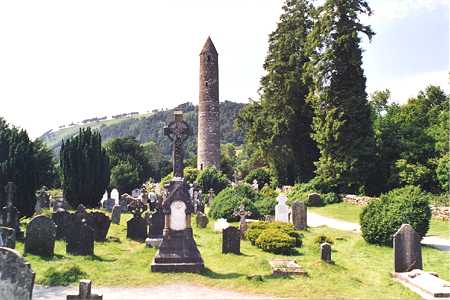 Glendalough 01.jpg