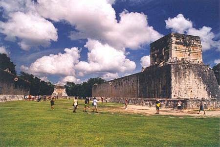 Chitzen Itza 10.jpg