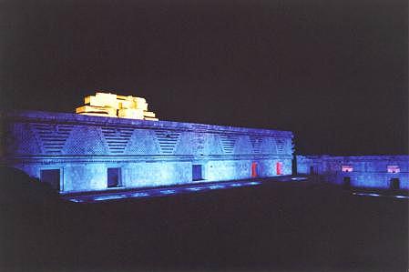 Uxmal11.jpg