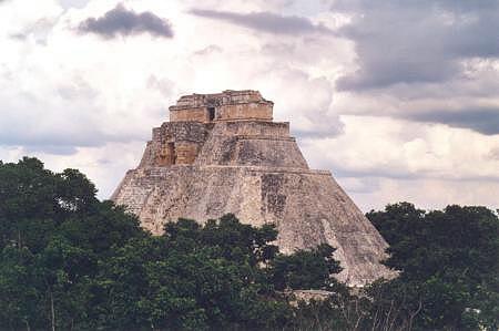 Uxmal26.jpg