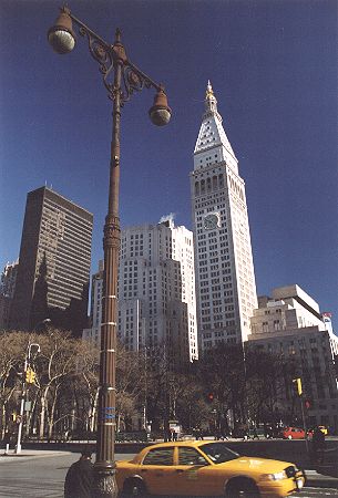Metropolitan Life Insurance madison Square Park.jpg